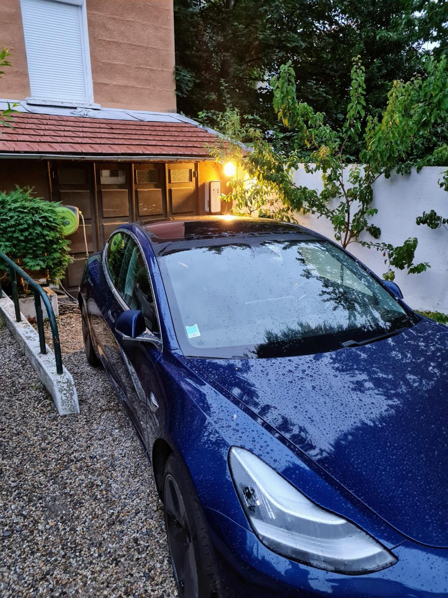 Hote Stephanois Studio, Parking& Borne Electrique Сент Етиен Екстериор снимка